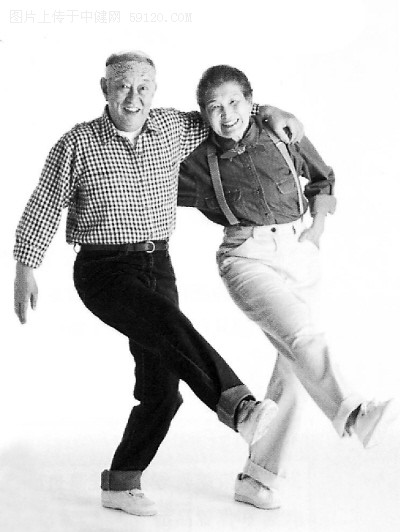 老年人睡前适当锻炼更健身