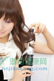 将头尾烫卷一下