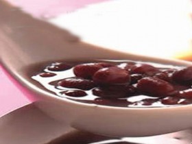 女性养颜补血多吃四红食物
